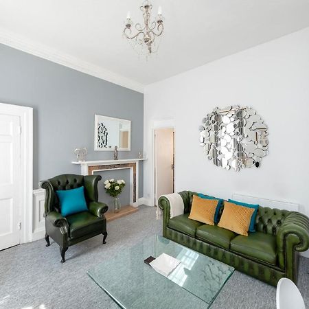 Super City Centre Apartment - Two Bedrooms, Perfect Location Бат Екстериор снимка