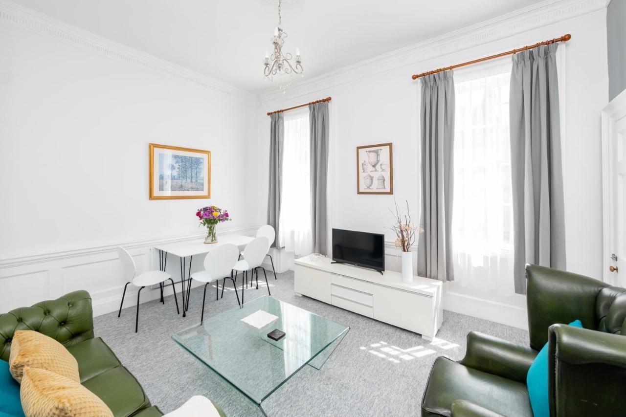 Super City Centre Apartment - Two Bedrooms, Perfect Location Бат Екстериор снимка